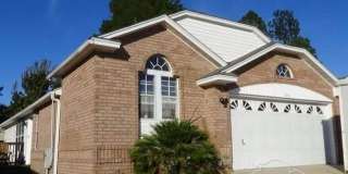 2060 Cambridge Cir Gallery 1