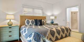 Furnished Pet-Friendly 30-Day Extended Stay Riverfront Condo Gallery 24