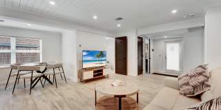 320 NW 3rd Avenue Gallery 1