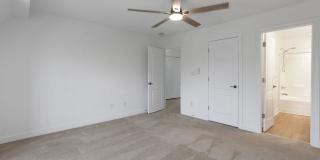 Stunning 3BR/3.5BA Townhome | 2,300+ Sq Ft | Virginia Beach with Lake Views! Stunning 3BR/3.5BA Townhome | 2,300+ Sq Ft | Virginia Beach with Lake Views! Gallery 18