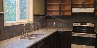 Peaceful 3-Bedroom Home Near Branson, MO – Reeds Spring School District Gallery 1