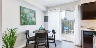 Lakeview Apartments & Townhomes Gallery 6