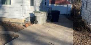 3BR SINGLE FAMILY HOME, FULL BASEMENT, GREAT YARD, PARKING, GARAGE Gallery 7
