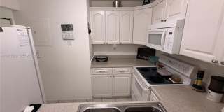 11715 SW 18th St Gallery 4