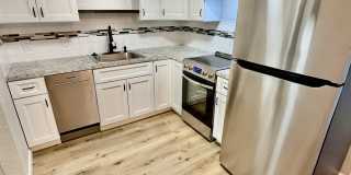 3640 Douglas Road, Apt 2 3640 Douglas Road, Apt 2 Gallery 1