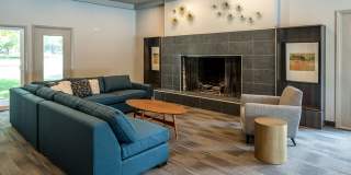 Woodbridge Gallery 17