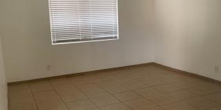MUST SEE ONE BEDROOM TOWNHOME! Gallery 8