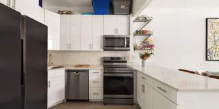 356 7th Avenue Gallery 2