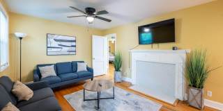 1803 Heath Street Gallery 6