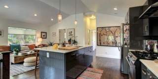 High End LOHI Townhome Available in June! Gallery 16
