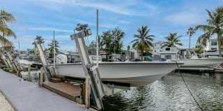 325 Calusa St Gallery 11