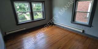 1123-1125 W 40th St. Gallery 4