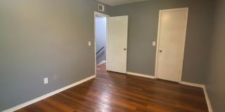 2 Bedroom 1.5 Bath Apt at the Monterey Square Apts NW OKC Gallery 18