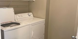 Jackson Heights Apartments & Townhomes Gallery 9