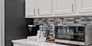 Pepperstone Gallery 25