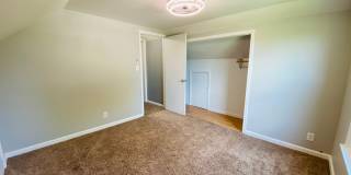 LARGE FENCED IN YARD!!! Gallery 27