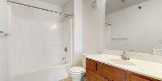 Platinum Valley Apartments Gallery 57