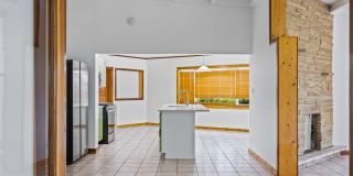 Waterfront Home Gallery 10