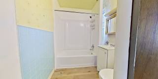 Spacious 3 Bedroom 2nd/3rd Floor Apartment in York City Gallery 9