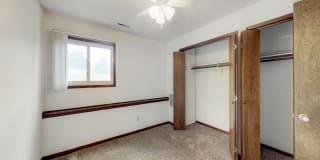 Robin Hill Gallery 34