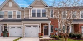 Stunning 3 bedroom townhome close to W&M/CW Gallery 1