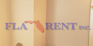 4 BR / 3 FULL BATH (INCLUDES 2 MASTERS) 2 STORY (NEAR DISNEY!) GATED COMMUNITY WITH COMMUNITY POOL!** Gallery 8