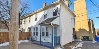 517 Schaffer Street Gallery 30