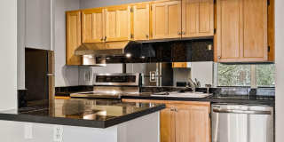 $500 off! Spacious 1-bdrm/1-bath condo in quiet neighborhood. Balcony, 2 parking spaces, fireplace, hot tub, & pool Gallery 21