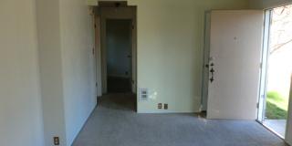 Rent Ready --- Pending approved tenant Gallery 11