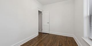2207 W School Street Gallery 14