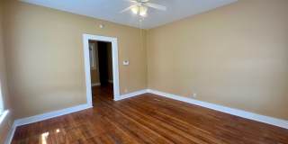 **APPLICATION RECEIVED** **MOVE IN SPECIAL** Charming Highland Park Duplex — Cozy City Living in the Heart of San Antonio Gallery 12