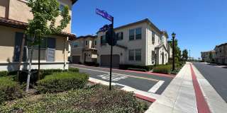 Beautiful 3 Bedroom, 2.5 Bath Mountain House Home. Gallery 3