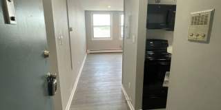 Fully Renovated Modern Apartments Gallery 20