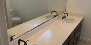 2181 Euclid Avenue Gallery 36