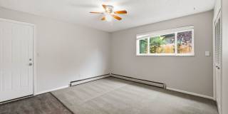 3-Bed, 2-Bath Duplex across from Lake Loveland! Gallery 13
