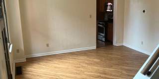 2206 Sarah Street Gallery 6