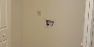 2 bedroom 1 bath with garage ** Move-In Special 2 bedroom 1 bath with garage ** Move-In Special Gallery 10