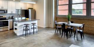 Model Tobacco Lofts Gallery 22