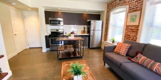 Brownstone Lofts Gallery 4