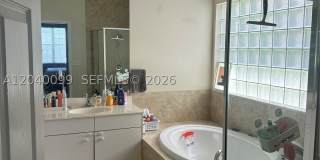16407 SW 1st Ct Gallery 22