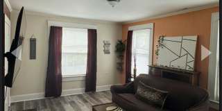 Room in 2 Bedroom Home at Kerr St NW Gallery 1