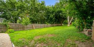 3 Bedroom Townhome With Fenced Yard and 1 Car Garage 3 Bedroom Townhome With Fenced Yard and 1 Car Garage Gallery 20
