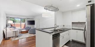 Luxury West End Condo with 400 SF Private Terrace! Gallery 1