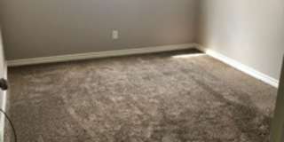 La Place 5th St Gallery 33