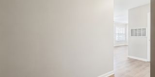 Water’s Bend Gallery 17