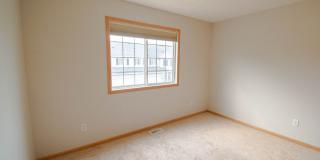 Rare 3 bedroom end unit Boulder Ridge townhome! Gallery 17