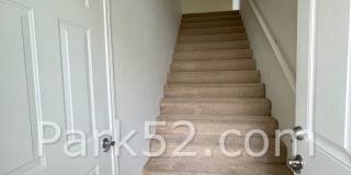2 Bedroom Condo in DuPont - 2390 Simmons St #C, DuPont Gallery 3