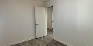 805 E. Garfield #3 Gallery 17