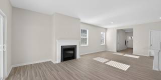 Spacious 5BR Brand New House in Charlotte Gallery 1