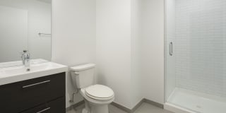 5487-5491 S. Hyde Park Boulevard Gallery 22